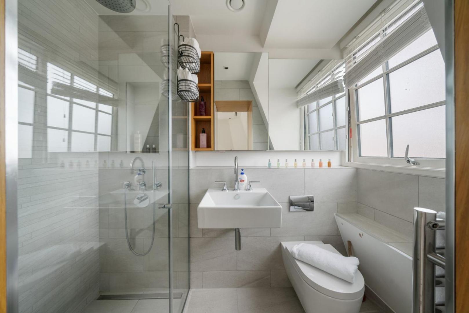 Elegant 3-Bedroom Penthouse In Marble Arch 70 London Kültér fotó