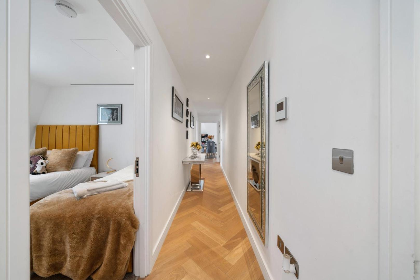 Elegant 3-Bedroom Penthouse In Marble Arch 70 London Kültér fotó
