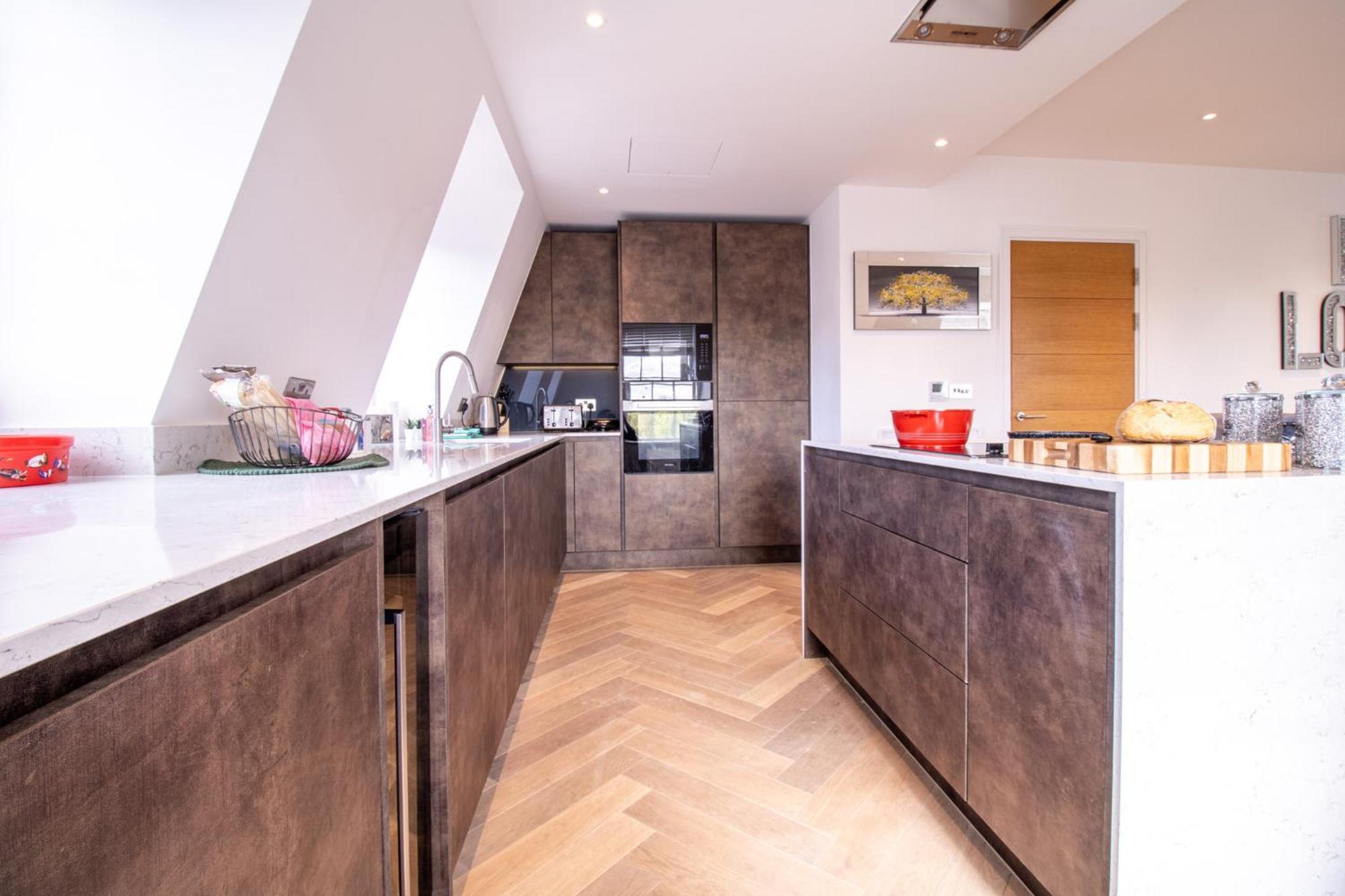 Elegant 3-Bedroom Penthouse In Marble Arch 70 London Kültér fotó