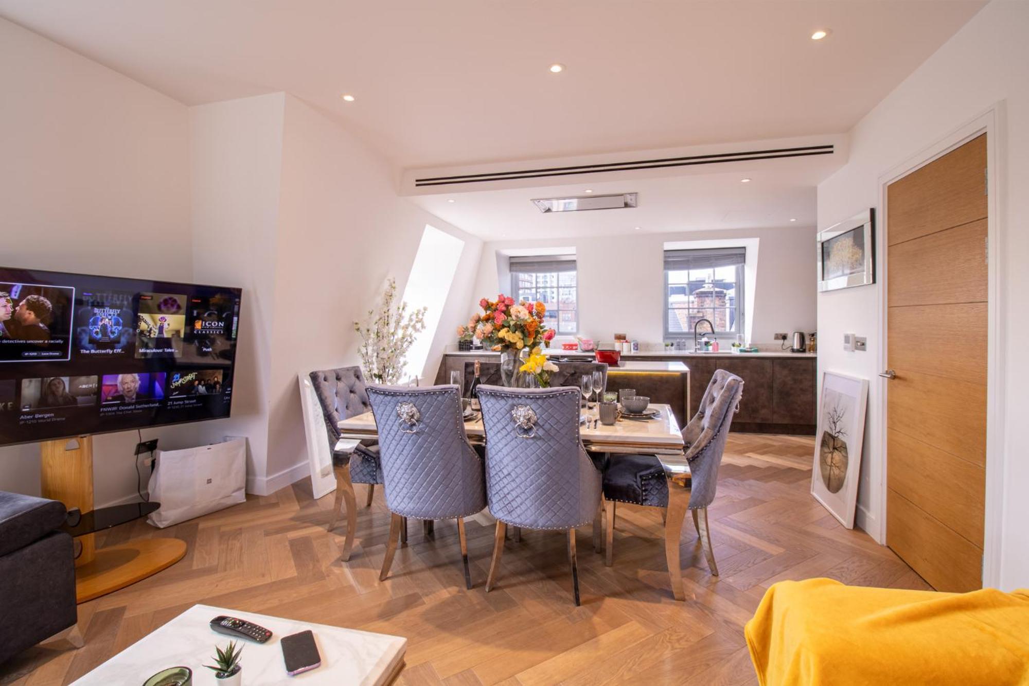 Elegant 3-Bedroom Penthouse In Marble Arch 70 London Kültér fotó