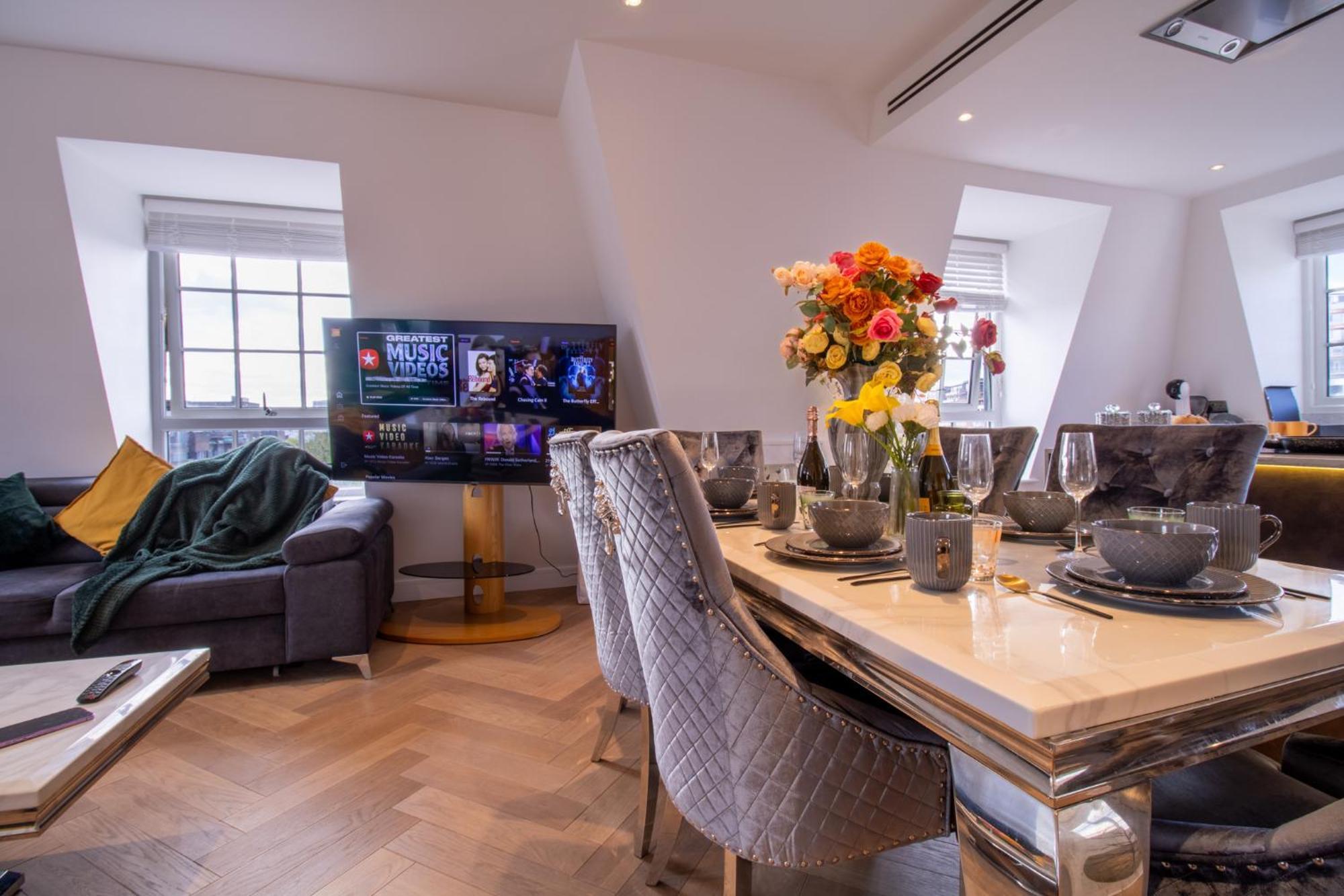 Elegant 3-Bedroom Penthouse In Marble Arch 70 London Kültér fotó