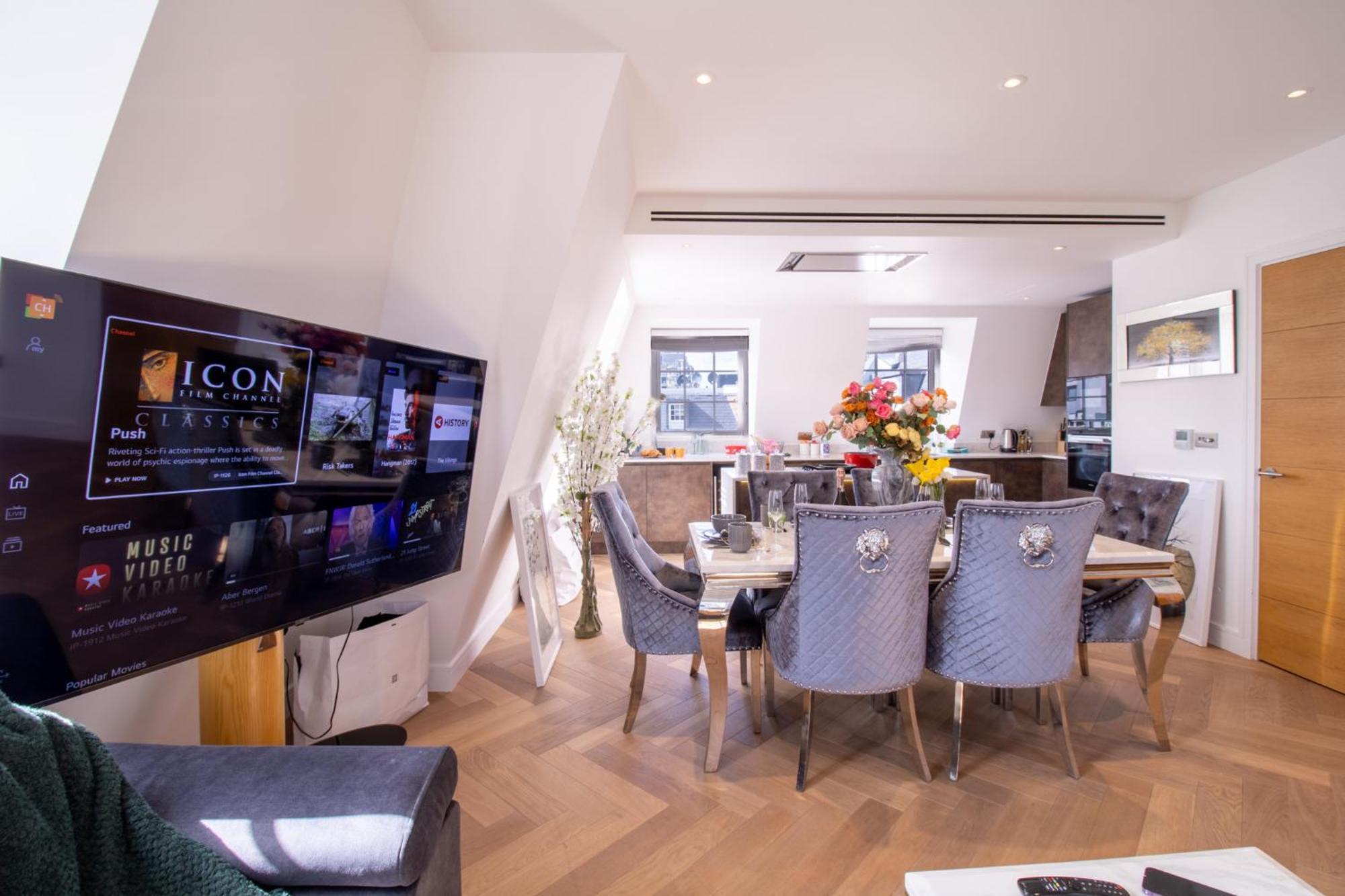 Elegant 3-Bedroom Penthouse In Marble Arch 70 London Kültér fotó
