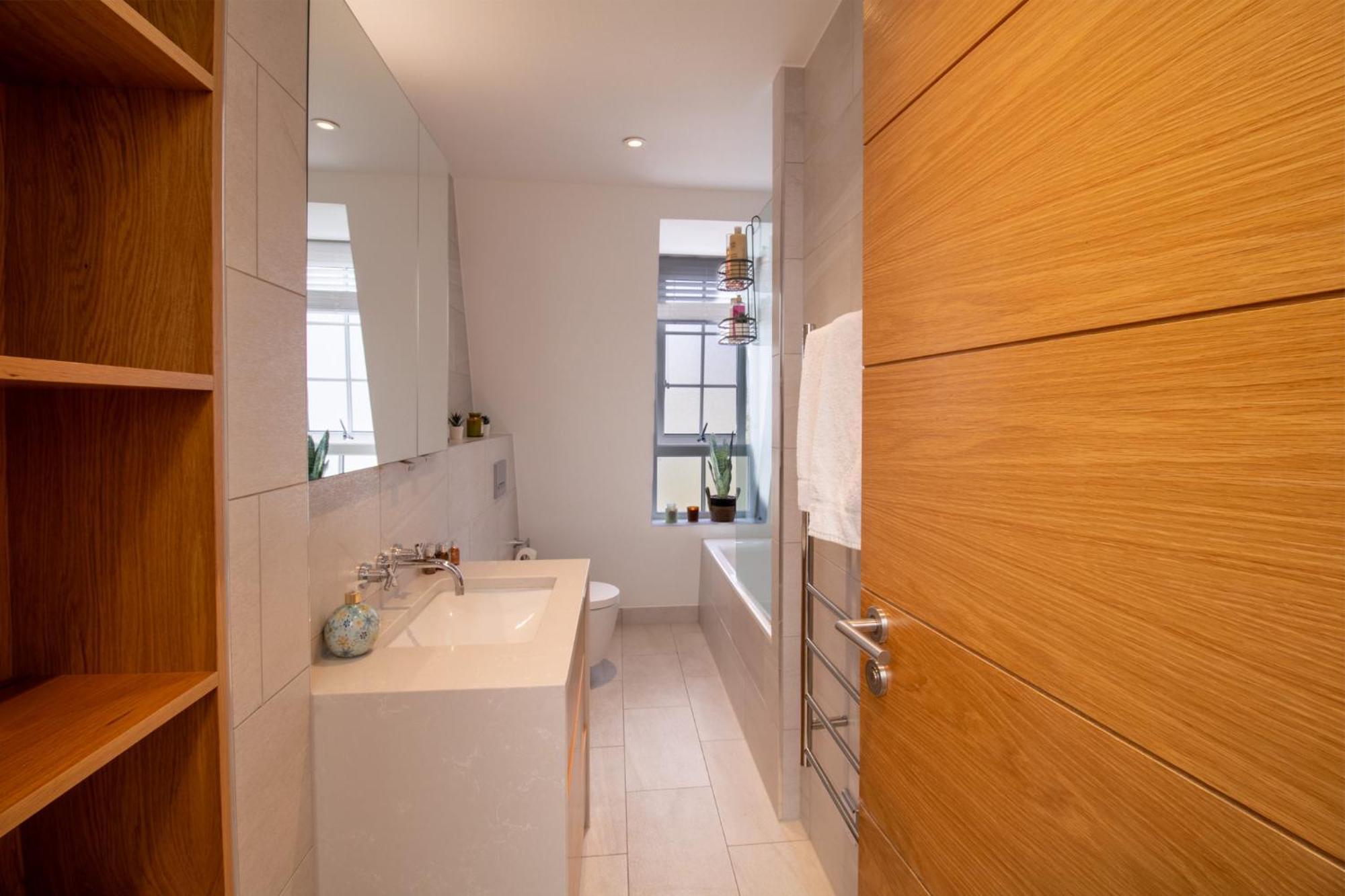 Elegant 3-Bedroom Penthouse In Marble Arch 70 London Kültér fotó